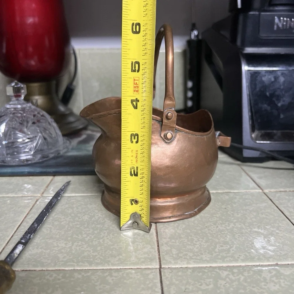 Antique Copper‎ Coal Scuttle Victorian Quality Dovetail Helmet